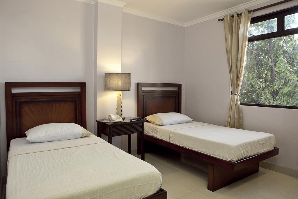 Palazzo Pensionne Cebu Esterno foto