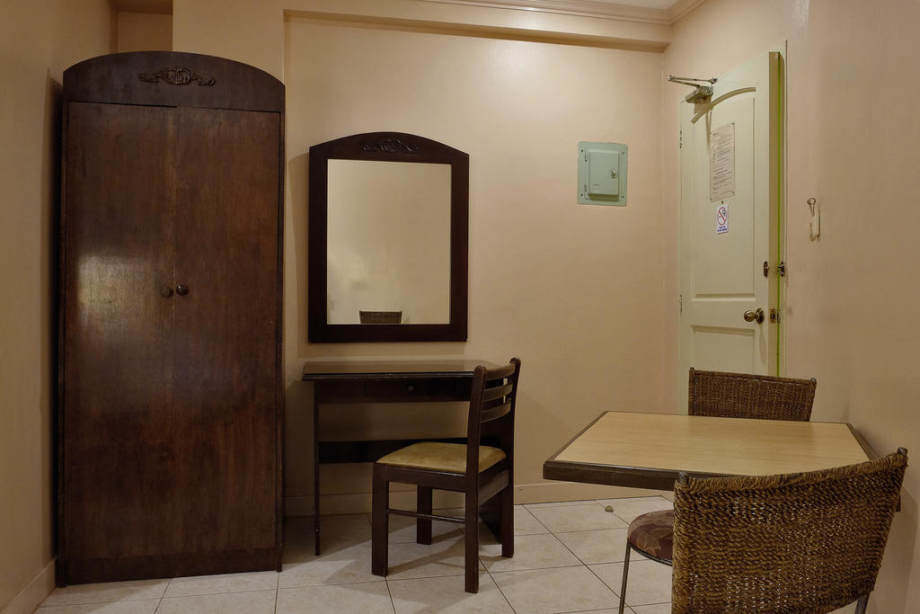 Palazzo Pensionne Cebu Esterno foto