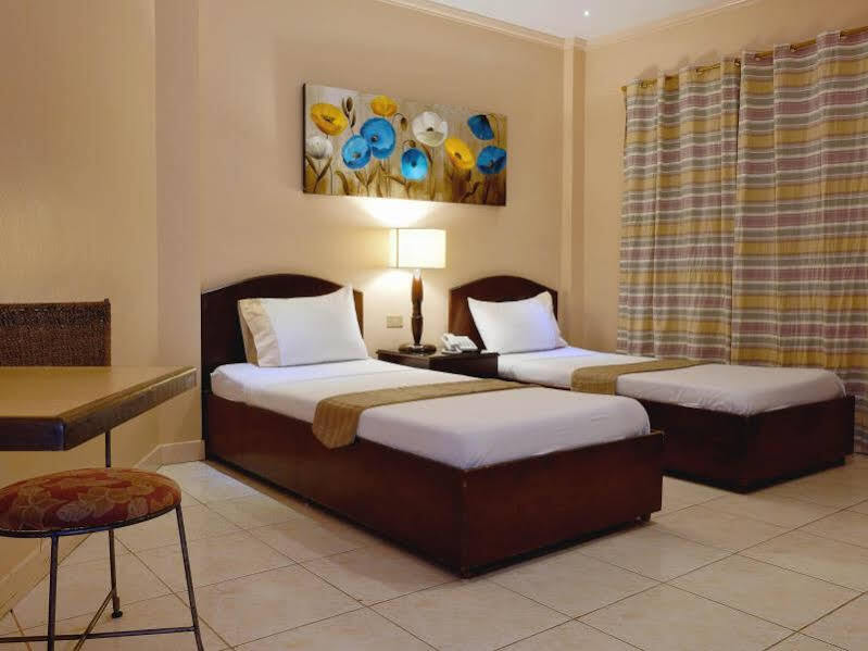 Palazzo Pensionne Cebu Esterno foto